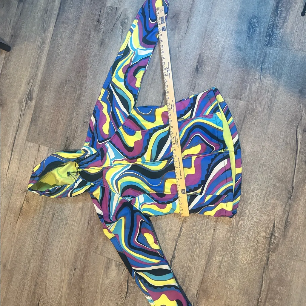 Athleta Limited‎ glacier softshell fleece jacket in retro pattern zip Medium EUC - Image 2