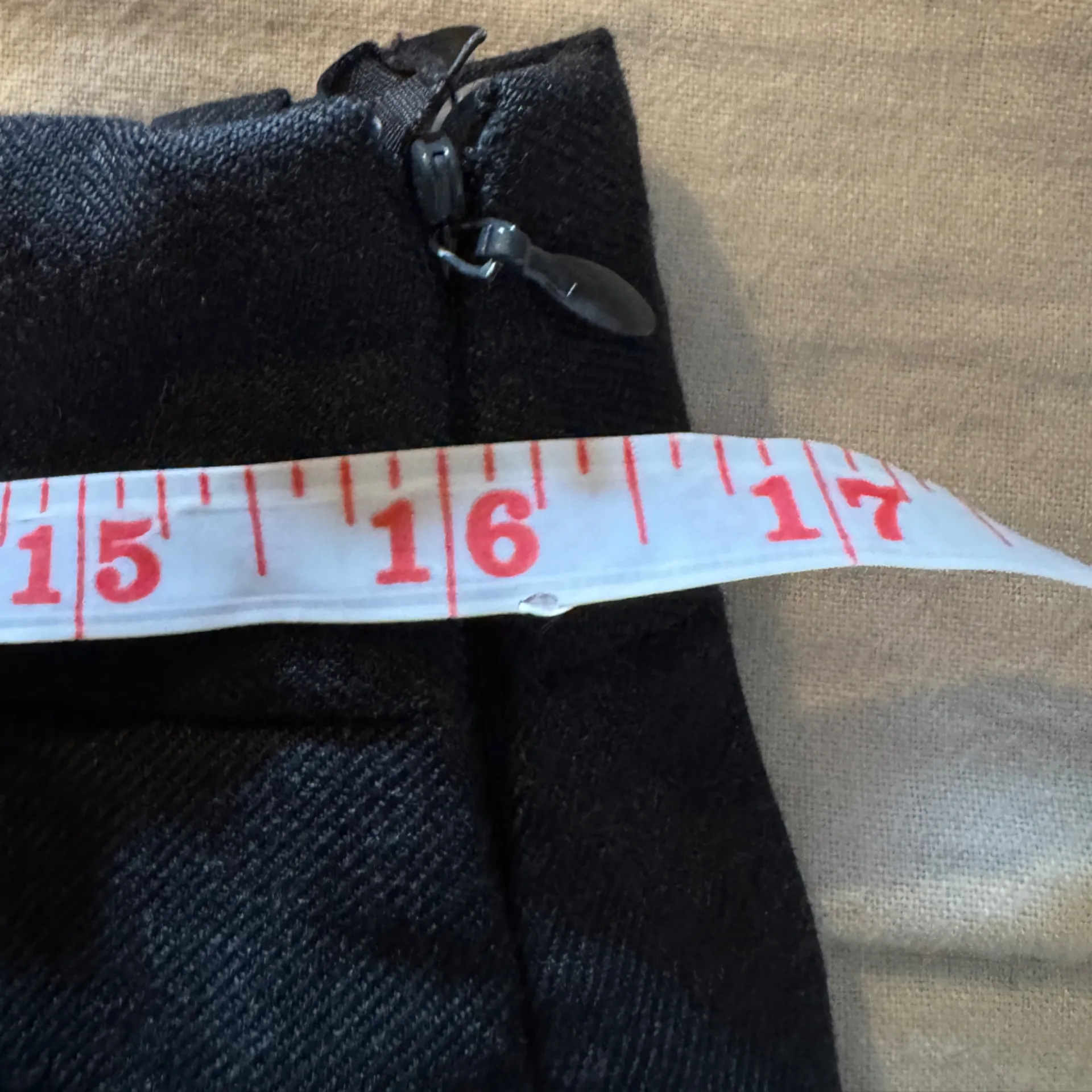 LL Bean Black Vintage Classic Straight Skirt Size 12 - Image 5