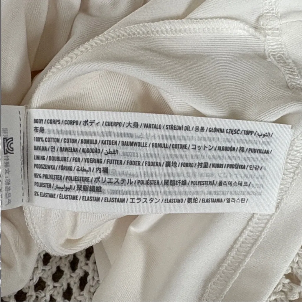 EUC Abercrombie & Fitch Crochet
Fringed Dress Cream Size Small - Image 8