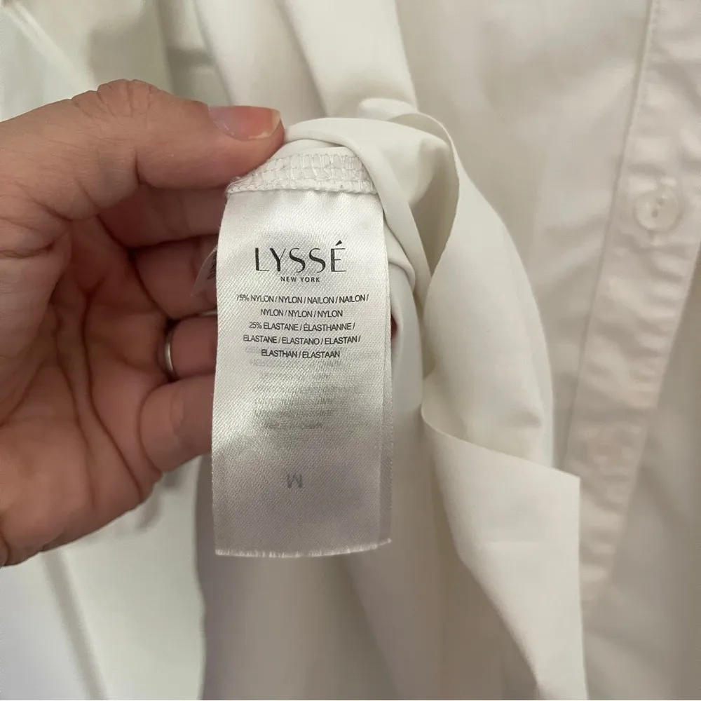 Lysse Schiffer Button Down White top long sleeve - Image 4