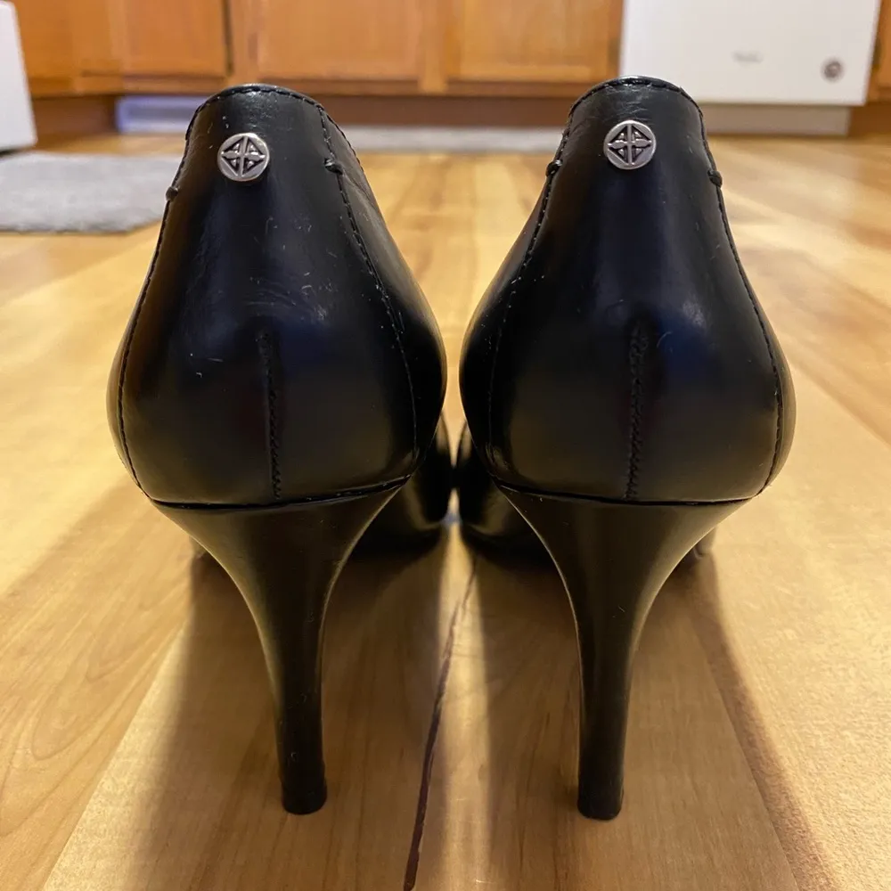 Black Heels - Image 4