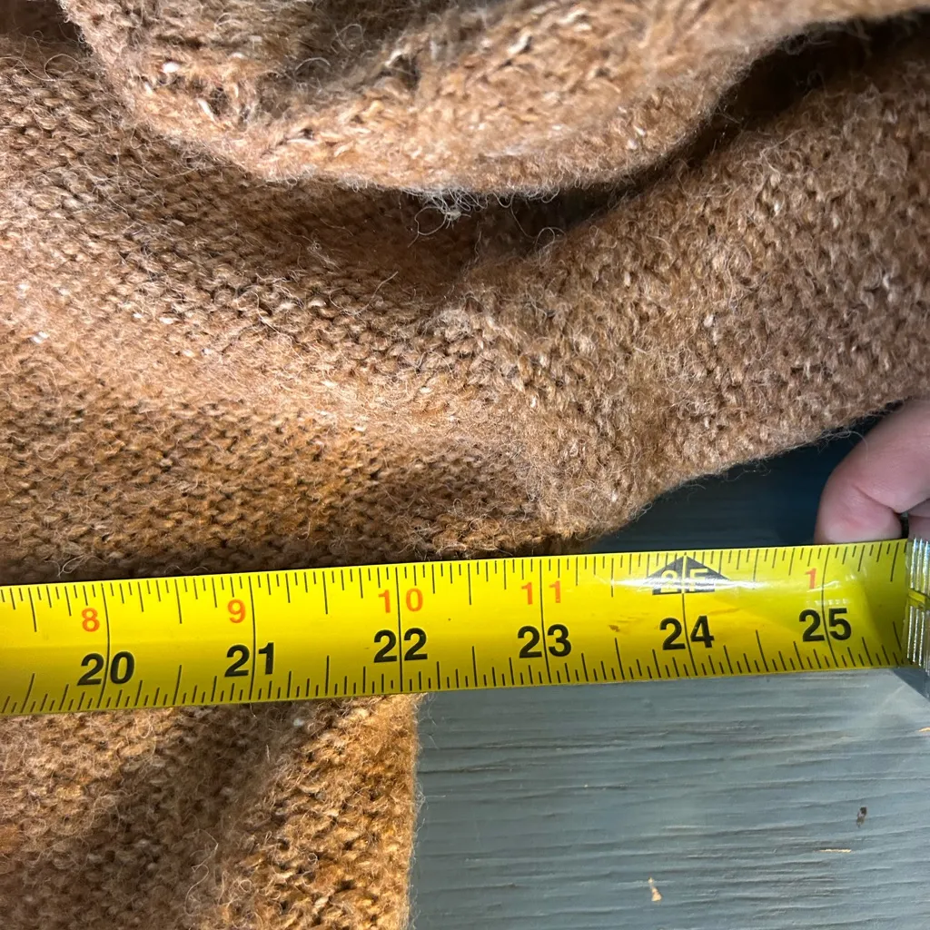 Old Navy Light Brown Cable Knit Crewneck Sweater | Size Medium - Image 6