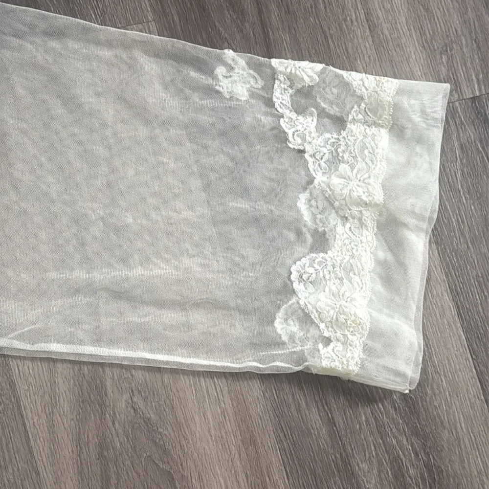 Victoria's Secret Cream Sheer Robe Intimates Sleepwear with Lace Beaded detail - Image 6