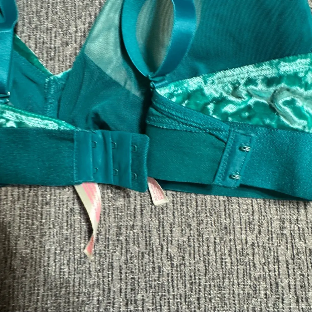 Victoria’s Secret Pink Women’s Green Bra - Image 6