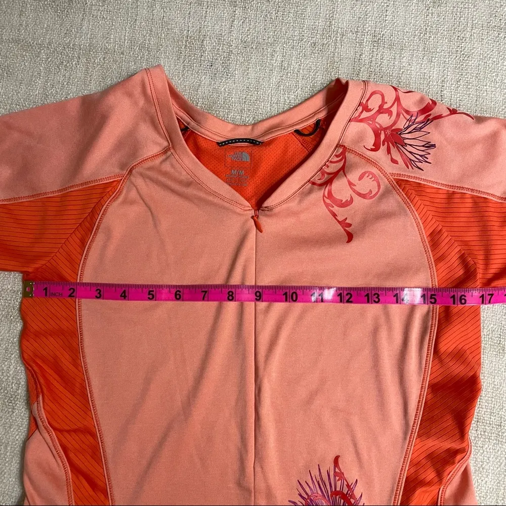The North Face Women’s Cycling Shirt - Image 14