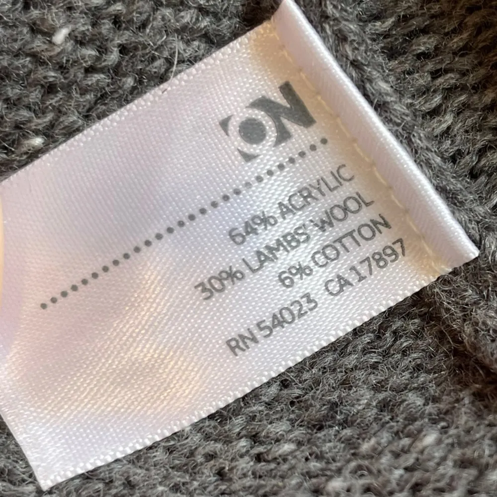 Old Navy Gray Lambs Wool Long Sleeve V Neck Classic Casual Staple Sweater - Image 7