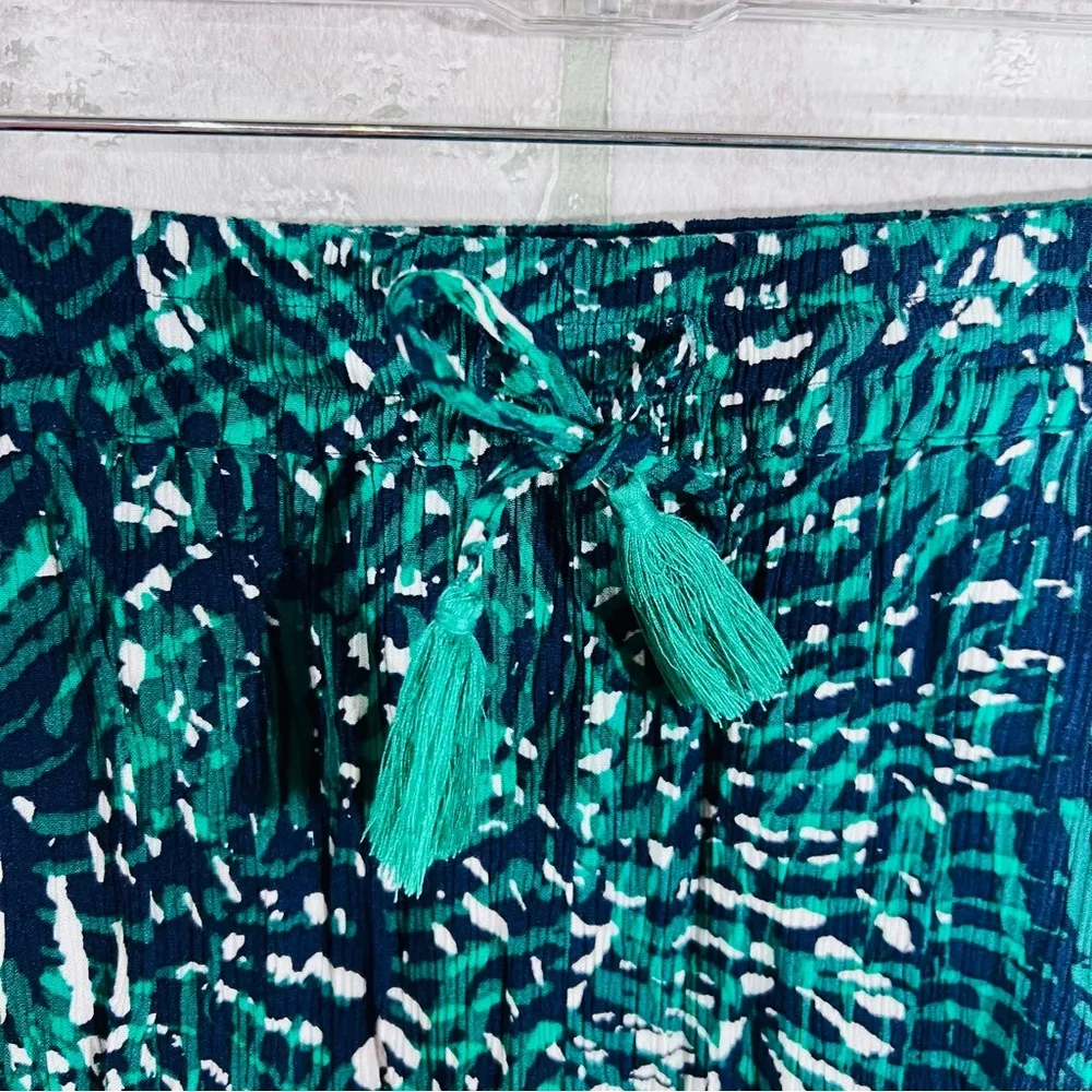 Boden Bembridge Trousers in Green Leaf Print Size 6P - Image 9