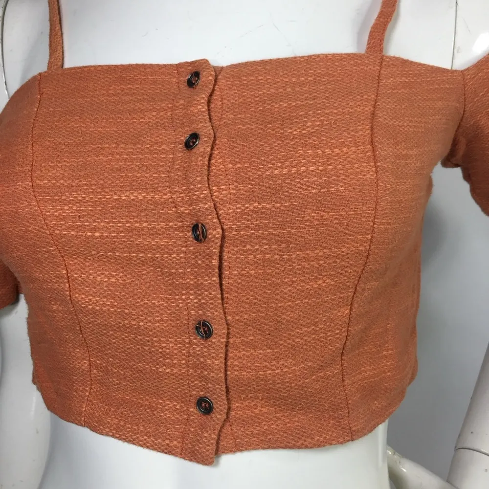 ASTR Off the Shoulder Crop Top XS - Image 10
