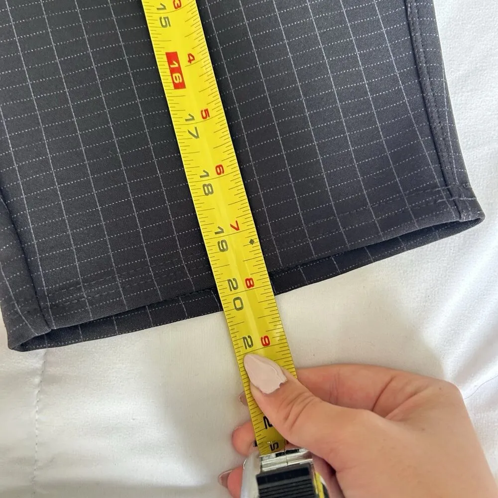 Kay Unger Womens Small Shorts Black Bermuda Stretch Comfort Travel Office - Image 5