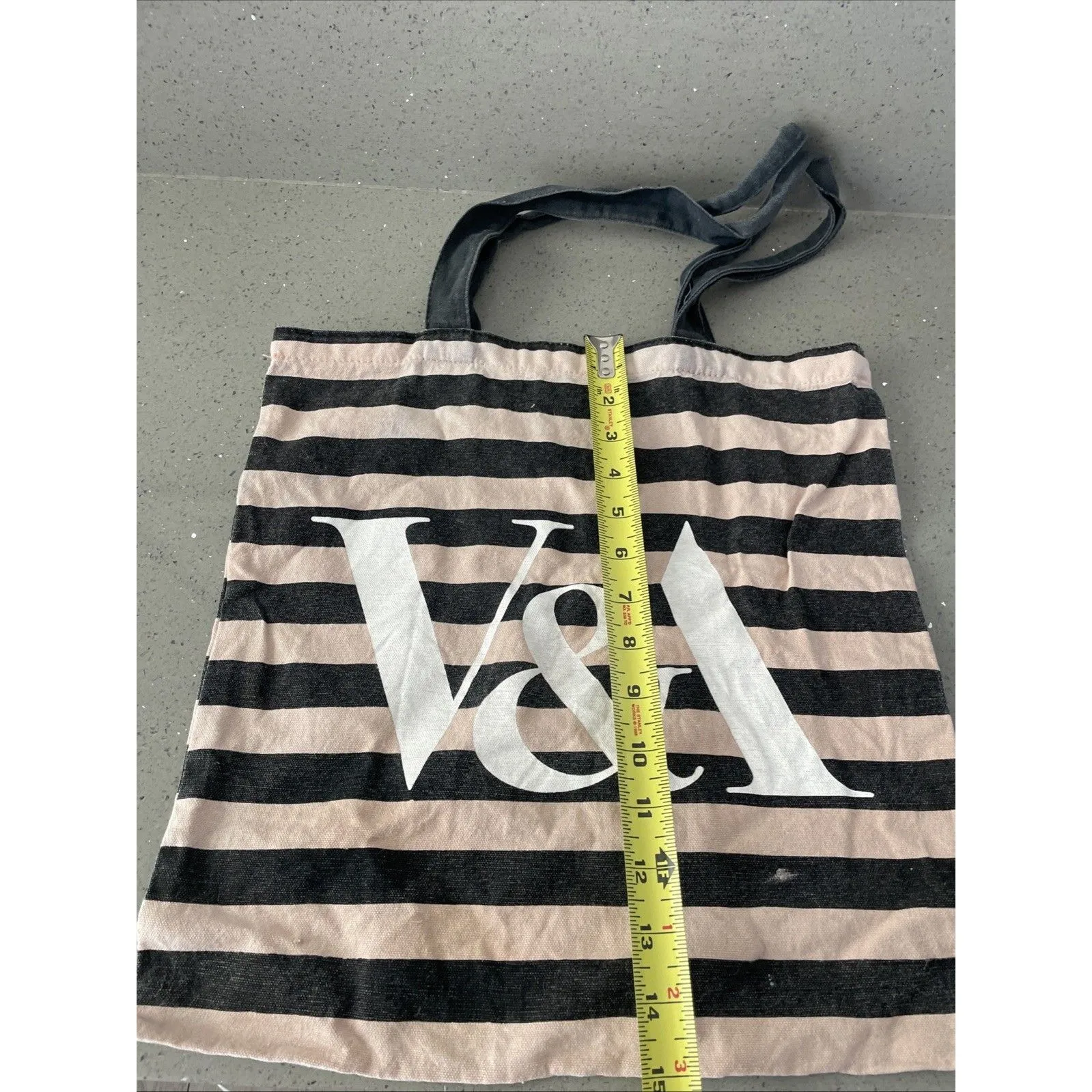 V&A Victoria and Albert Museum Tote Bag Black and Pink striped Pattern - Image 5