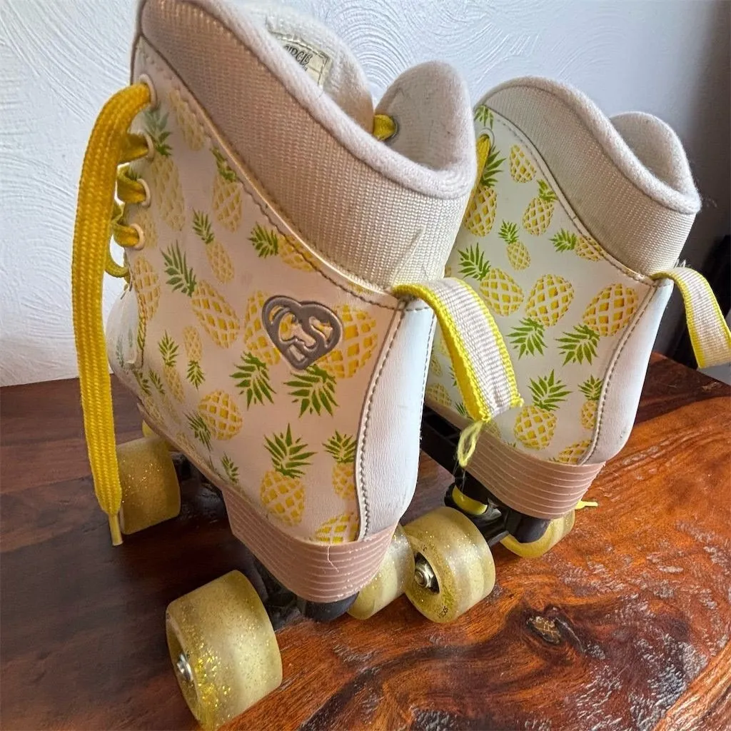 Circle Society Pineapple Adjustable Unisex Roller Skates Size undefined - Image 6