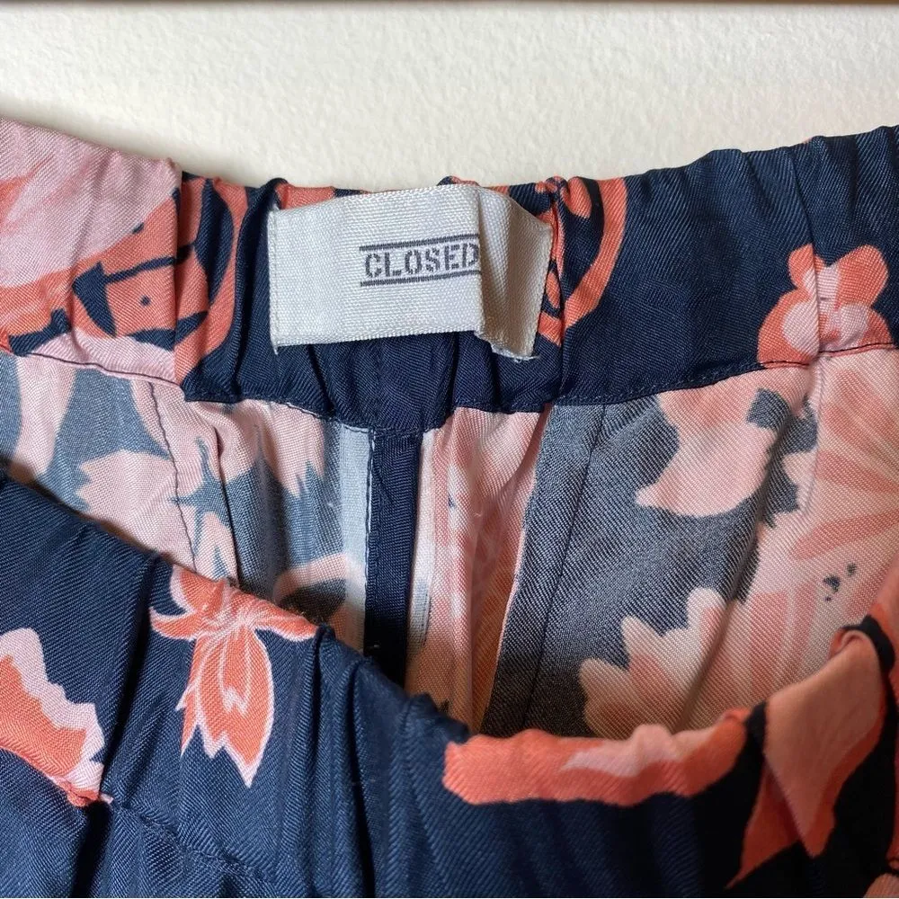 CLOSED Japanese Cherry Blossom Print Straight Leg Pants in Navy/Pink Sz 27 Blue - Image 12