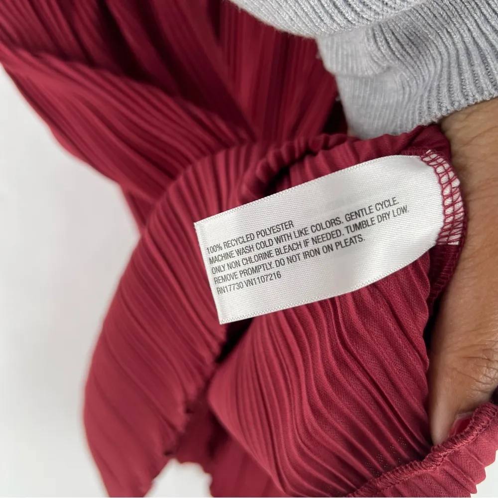 Isabel Maternity Micro‎ Pleated V - Image 9