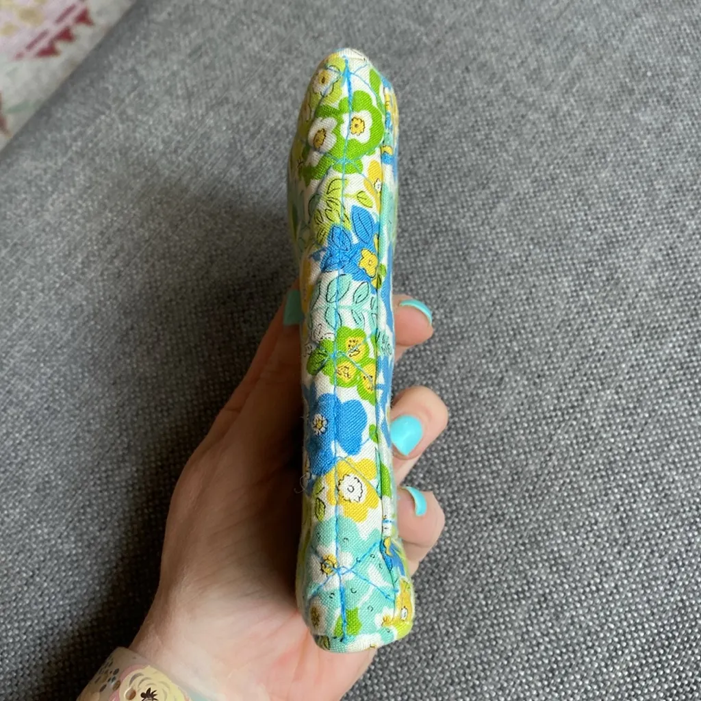 NWOT Vera Bradley English Meadow Cotton Quilted Small Trifold Wallet Retired - Image 5