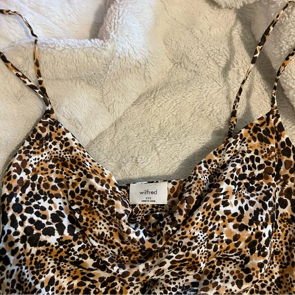 Aritzia Wilfred Only Ruched Slip Dress - Image 10