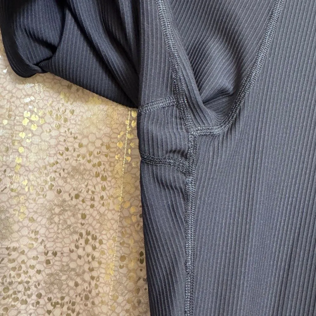 Old Navy Black Extra High Rise Ribbed Super Flare Leggings Medium - Image 6