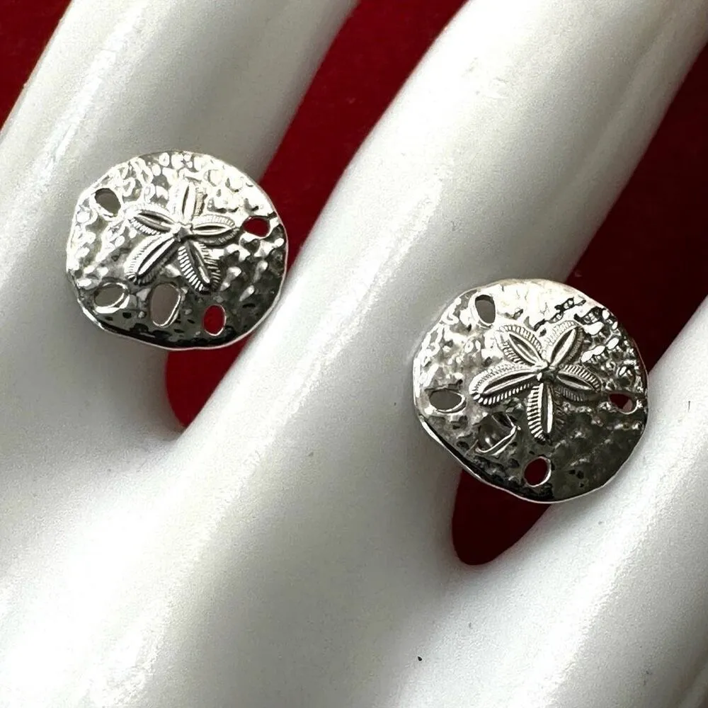 Trifari silver tone sandollar starfish post earrings - Image 9