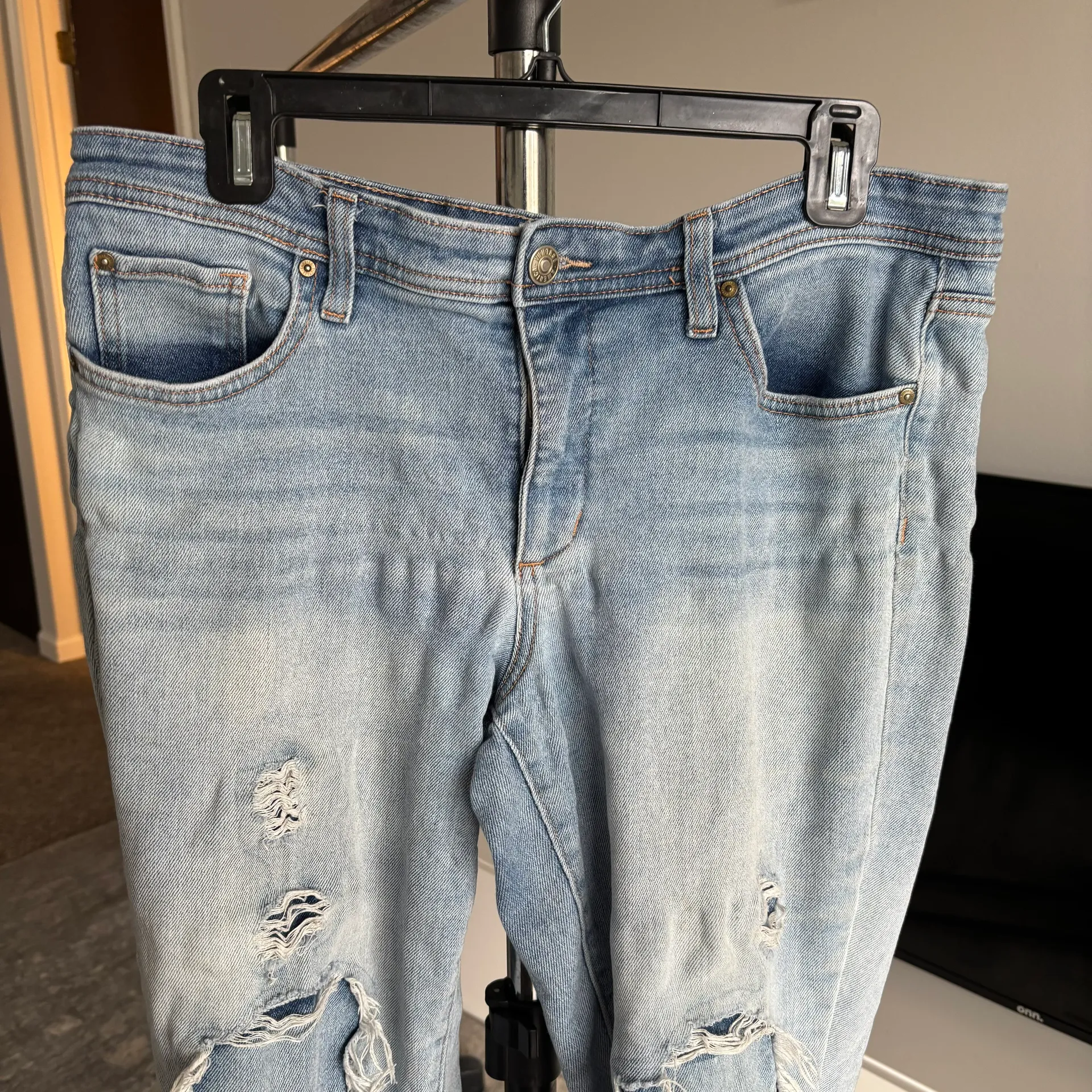 Vintage X America Weekend Crop Plus Women’s Jeans 10/30 - Image 2
