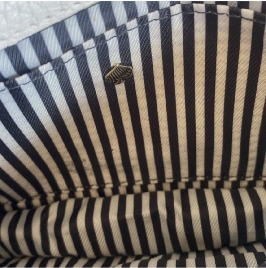 Kate Spade Eden Lane Jacinda Crossbody - Image 11