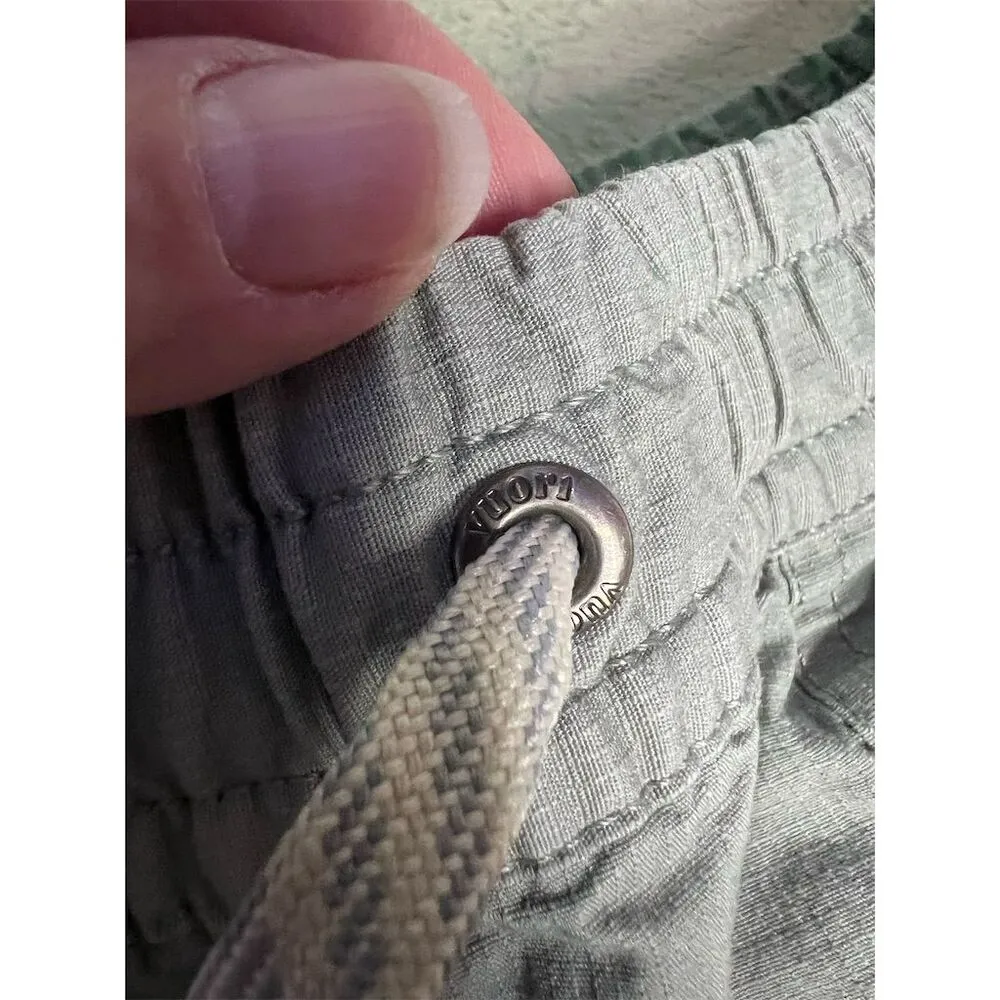 Vuori Women's Utility Ripstop Shorts Sage Green Size XS Activewear - Image 2