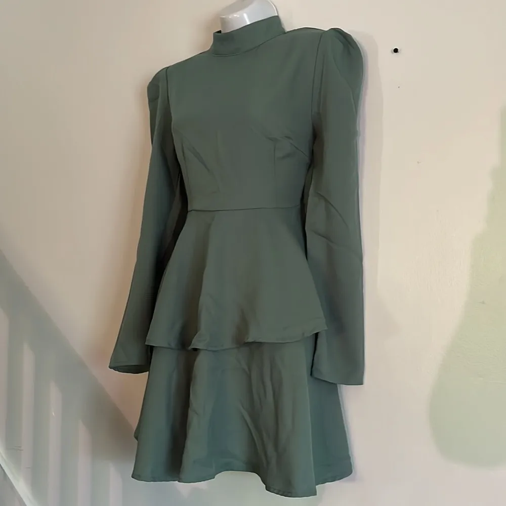 Pretty Little Thing skater dress - Image 6