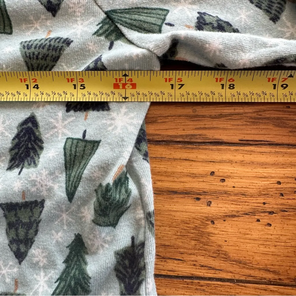 Lauren Conrad Evergreen Tree Pajama Top Women's Medium - Image 5