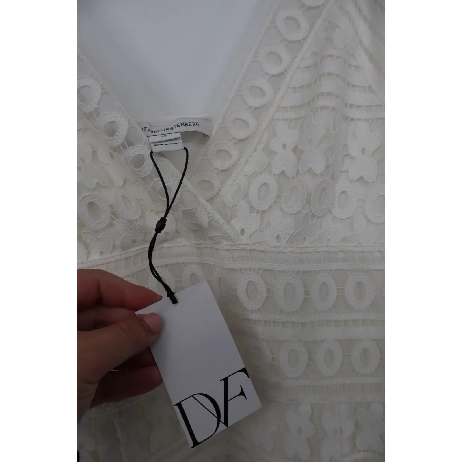 DIANE von FURSTENBERG Tiana Lace Midi Dress White Size 12 V Neck Ruffle Hem - Image 8