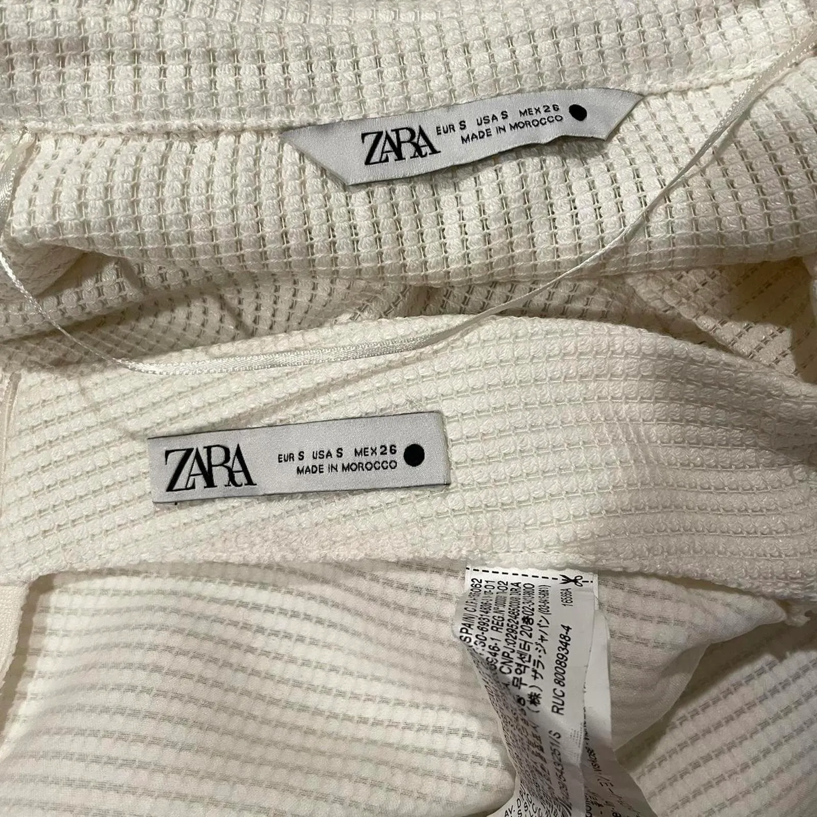 White midi wrap skirt and crop top set. zara size small - Image 6