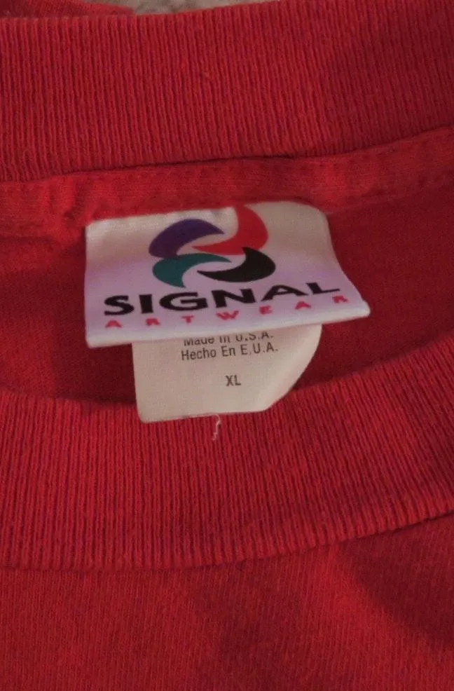 Vintage Christmas Graphic Tee Red Size XL - Image 5