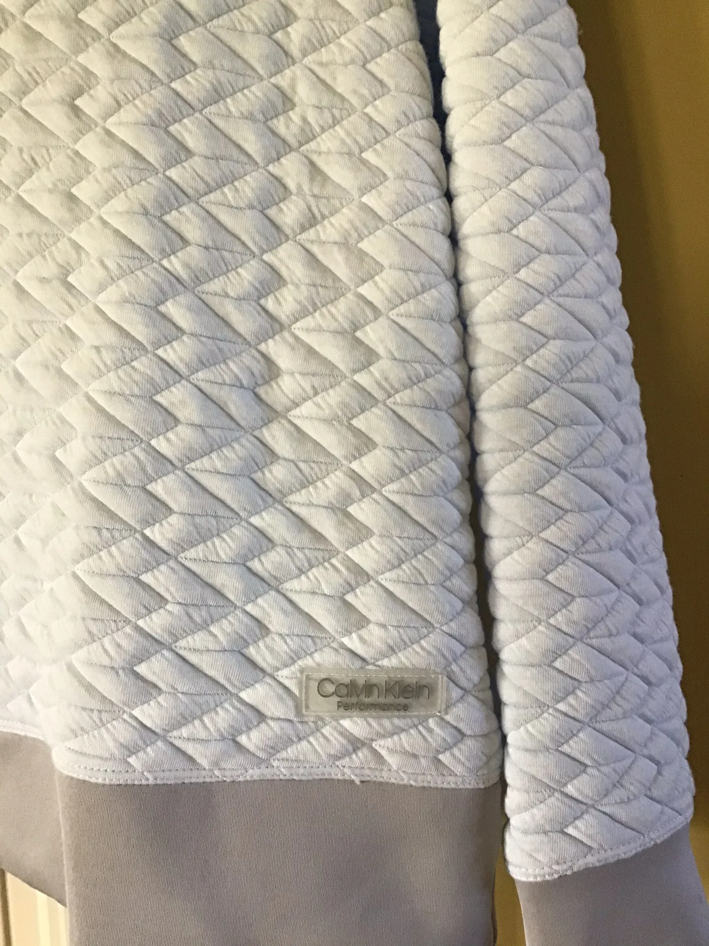 PERFORMANCE HOODIE(SzM) - Image 8