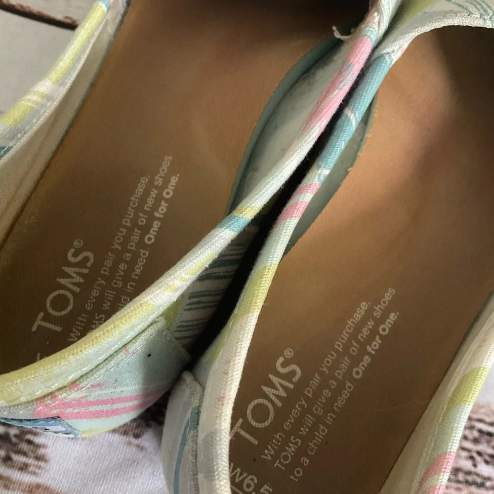 TOM CLASSIC PASTEL MULTI CANVAS TRIANGLES SLIP ONS - Image 3