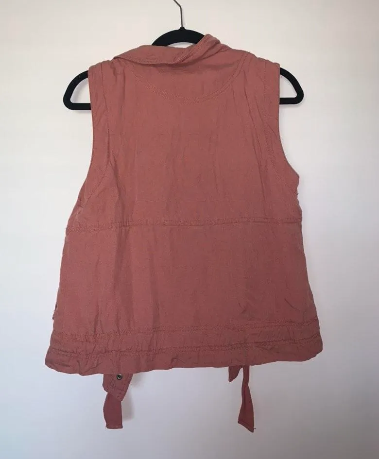 Buckle BKE Vest - Image 2