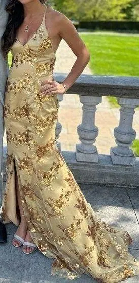 The Label XS Gold Gown - Image 2