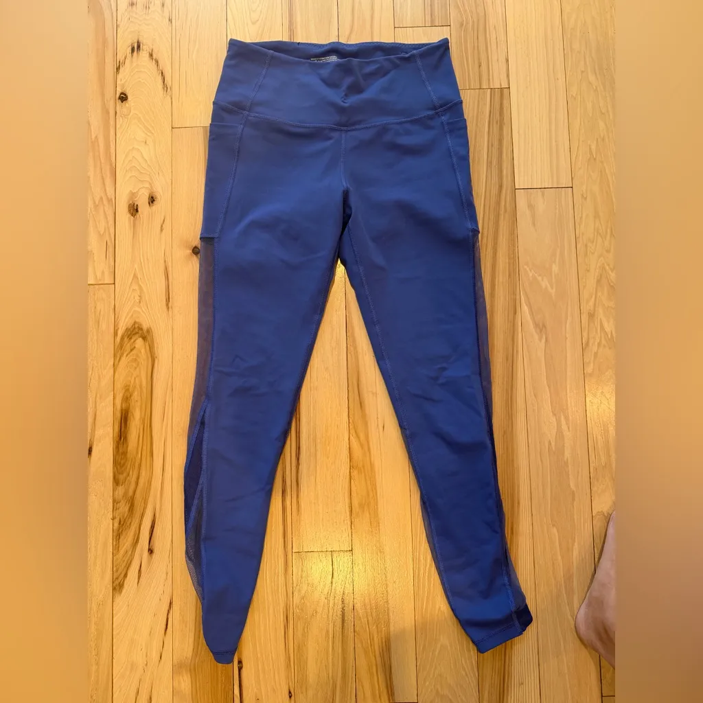 Victoria’s Secret Blue knockout leggings! Size Small! - Image 3