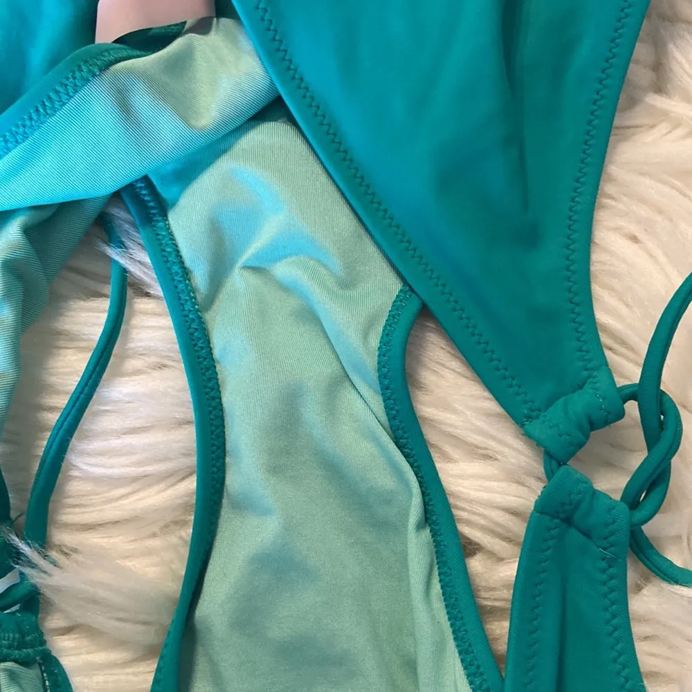 Victoria Secret Swim size L excellent condition no pilling or anything see pict - Image 6