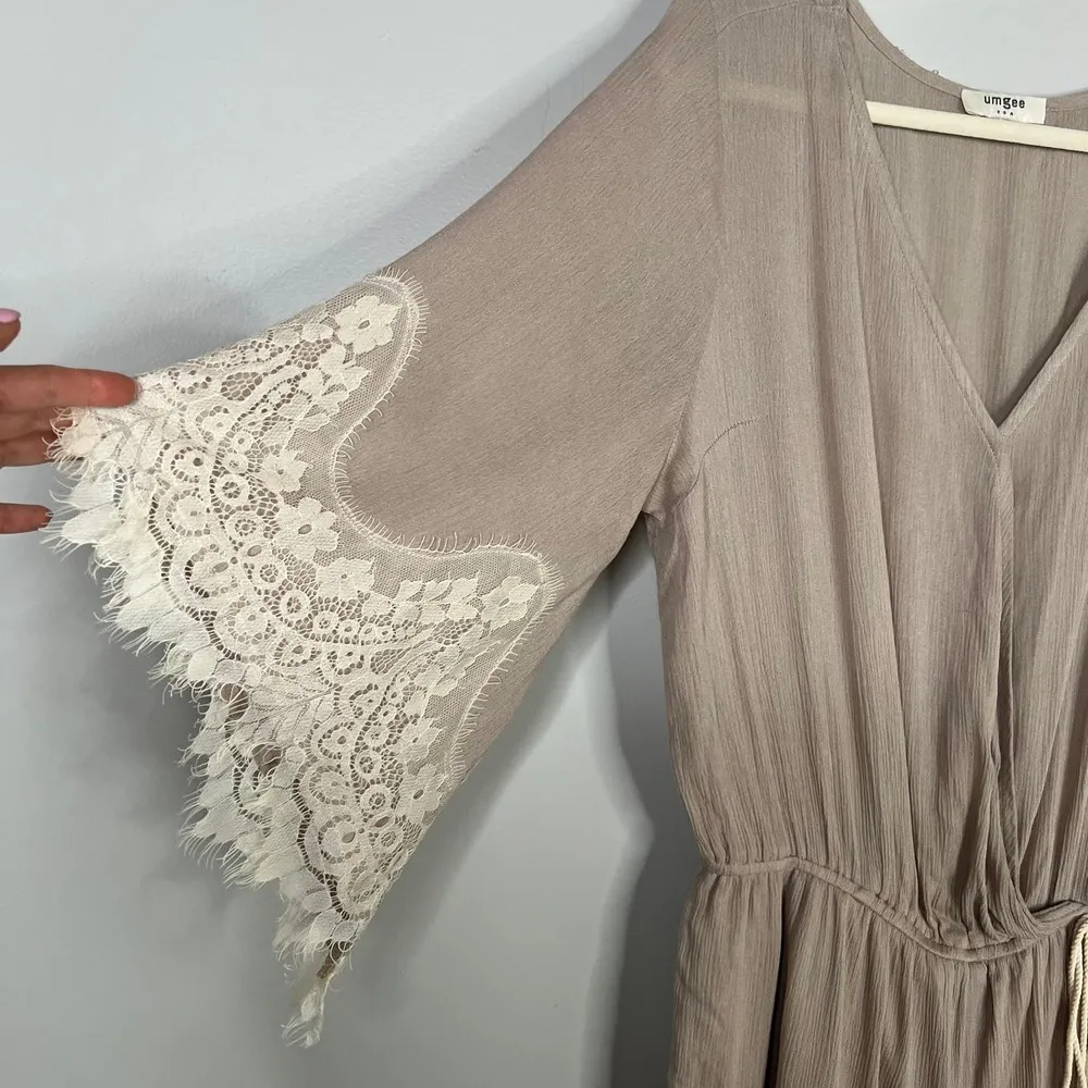 Umgee Lace Trim Surplice Front Beachy Coastal Romper Beach Cover Up Sz Large - Image 5