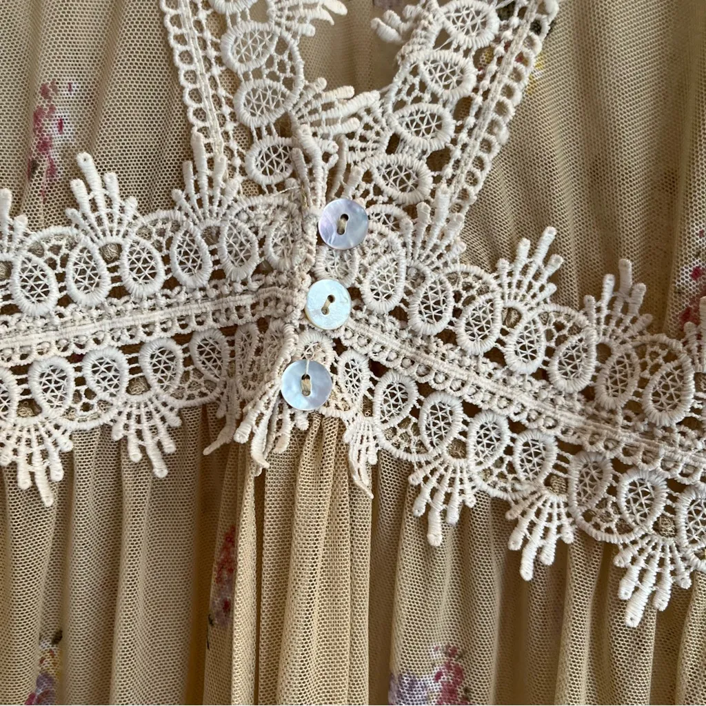 Gypsy Cottagecore Romantic Sheer Wrap Robe Cardigan Large Lace Feminine Dainty Tan - Image 8