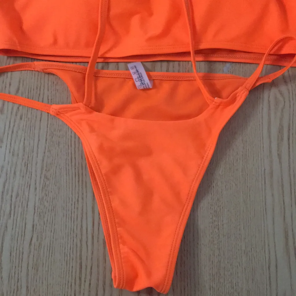 New Women’s Shein Neon Orange 2Pc Strappy Bikini Swimsuit Size Medium - Image 3