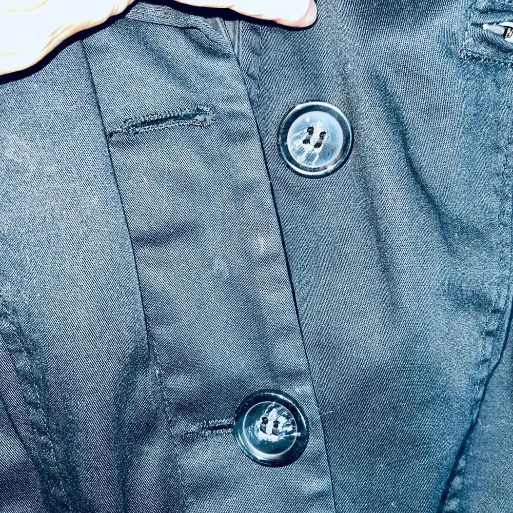 H & M Jacket - belted waist multi pocket button front - Image 5