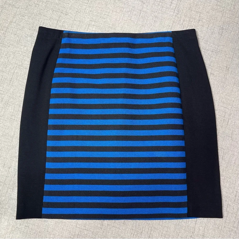 Ann Taylor Blue & Black Striped Knit Pencil Skirt Stretchy 10 - Image 1