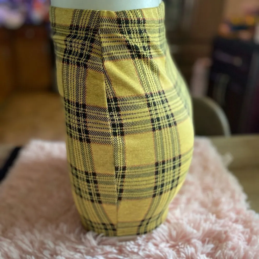 Woman’s plaid pencil skirt Yellow - Image 4