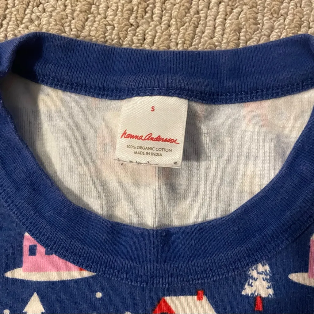 Hanna Andersson Women's Pajama Top Blue Winter Houses Size Small - Image 4