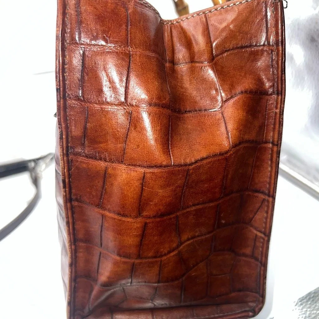 Dooney‎ & Bourke Vintage Bayou Collection Alligator Embossed Leather Purse Bag - Image 8