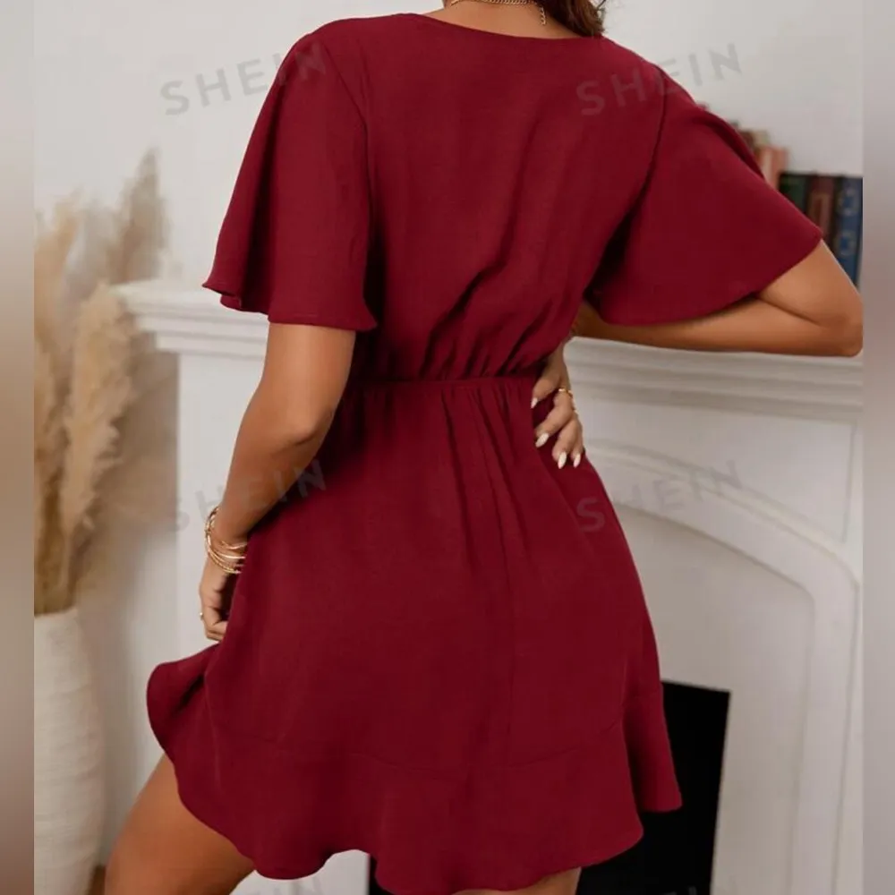 Red flowy dress! NEVER WORN - Image 4