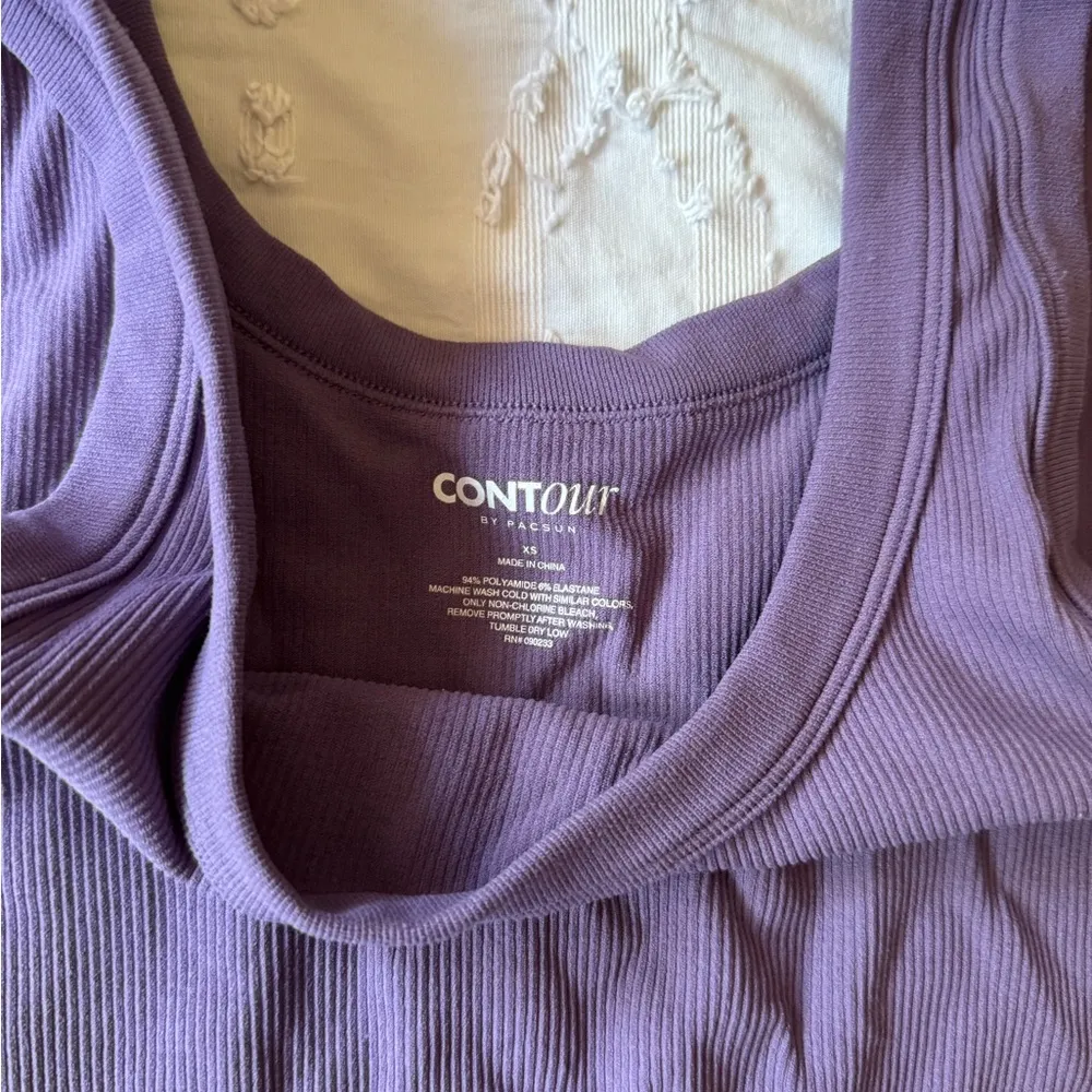 CONTOUR  XS PURPLE TANK TOP - Image 2
