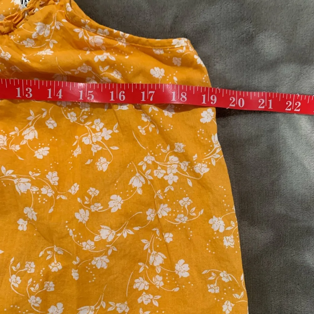 Anthropologie Maeve Martell yellow floral ruffle halter top size M - Image 7