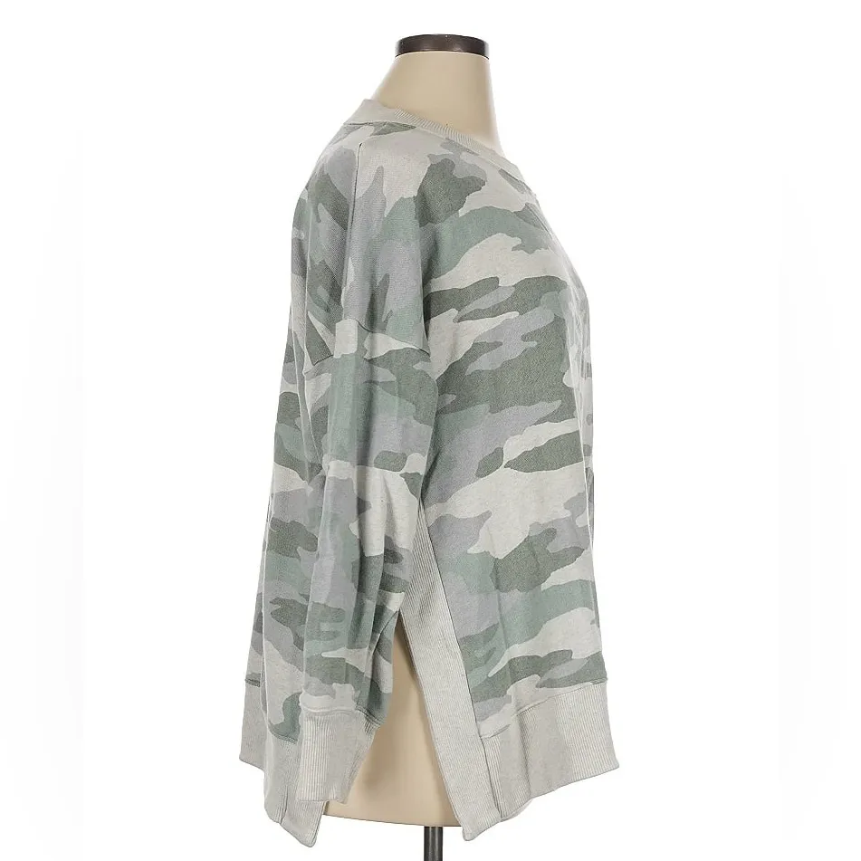 AERIE oversized Camo Print Women's crewneck top - Image 2