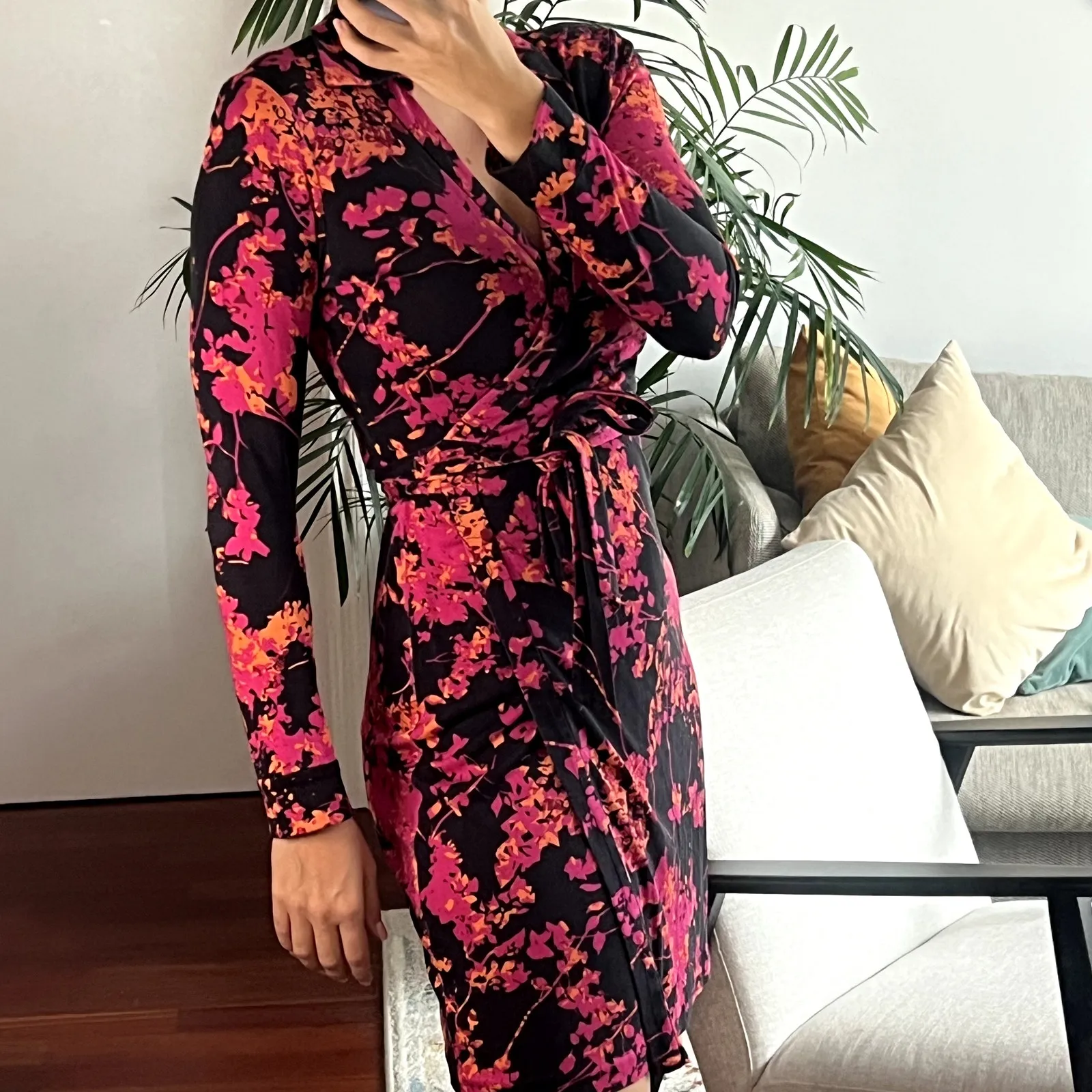 DVF Diane von Furstenberg Jeanne Silk Jersey Wrap Mini Dress Pink Floral 6 - Image 3