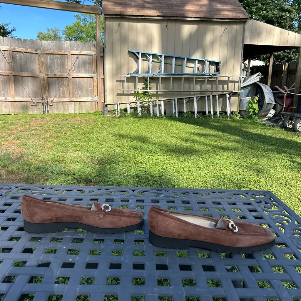 Amalfi Rangoni Loafers Size 12.5 Brown Suede Walk On Air Brown Slip On Casual‎ - Image 2