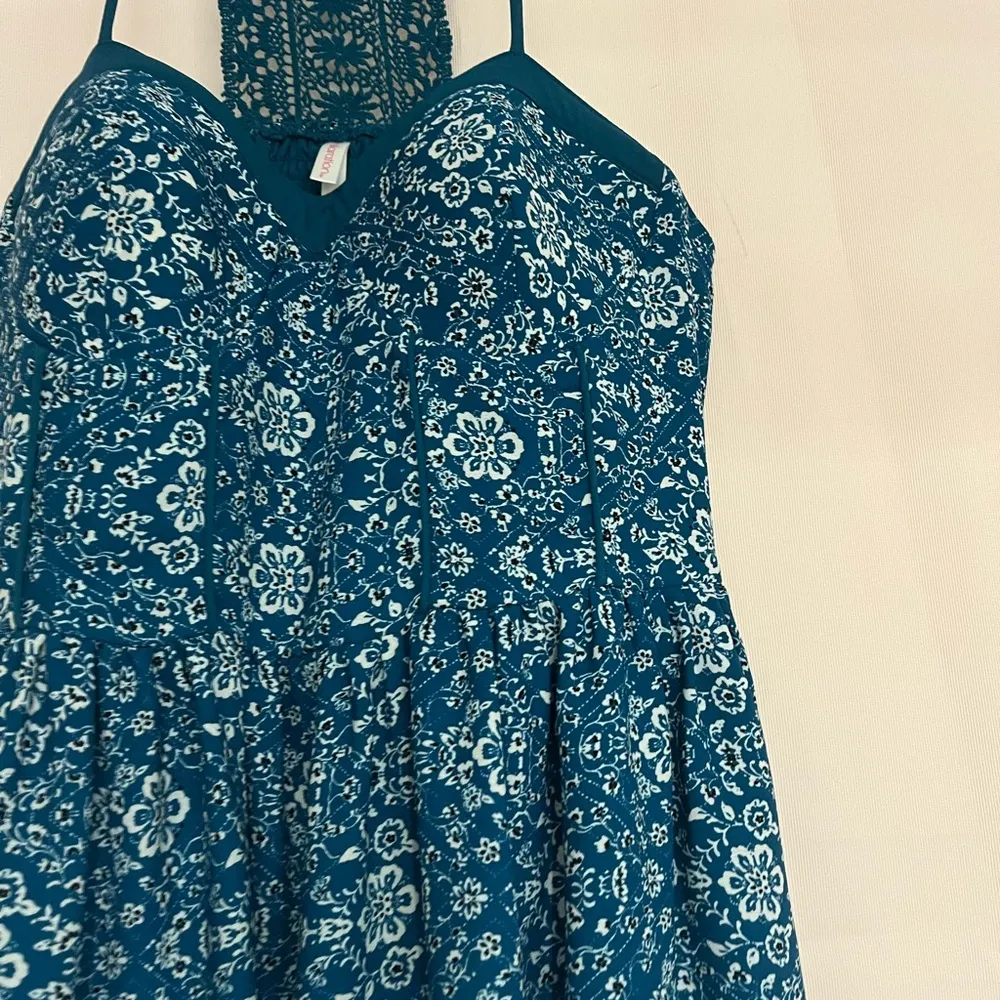 Xhilaration Teal Smocked Top - Image 3